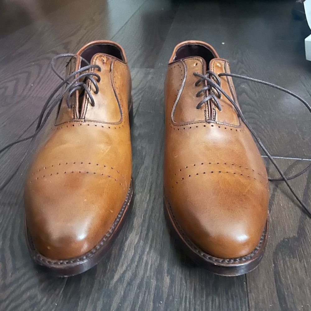 Allen Edmonds mens tan dress shoes